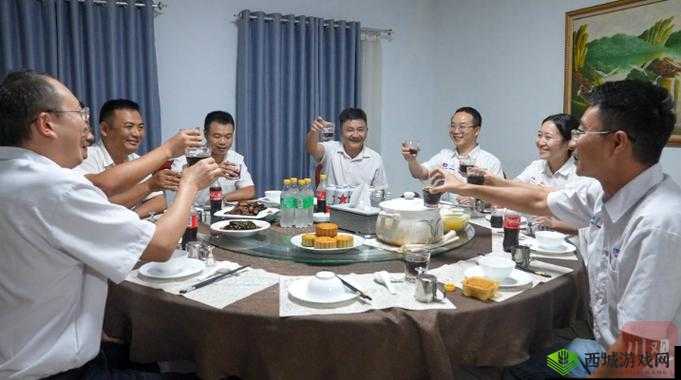 部长去下属家吃饭：一场别样的饭局
